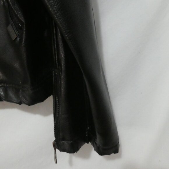 MOTO | large | Dark Brown Faux Leather | Cream Stripes | Zipper Cuffs - Picture 8 of 15